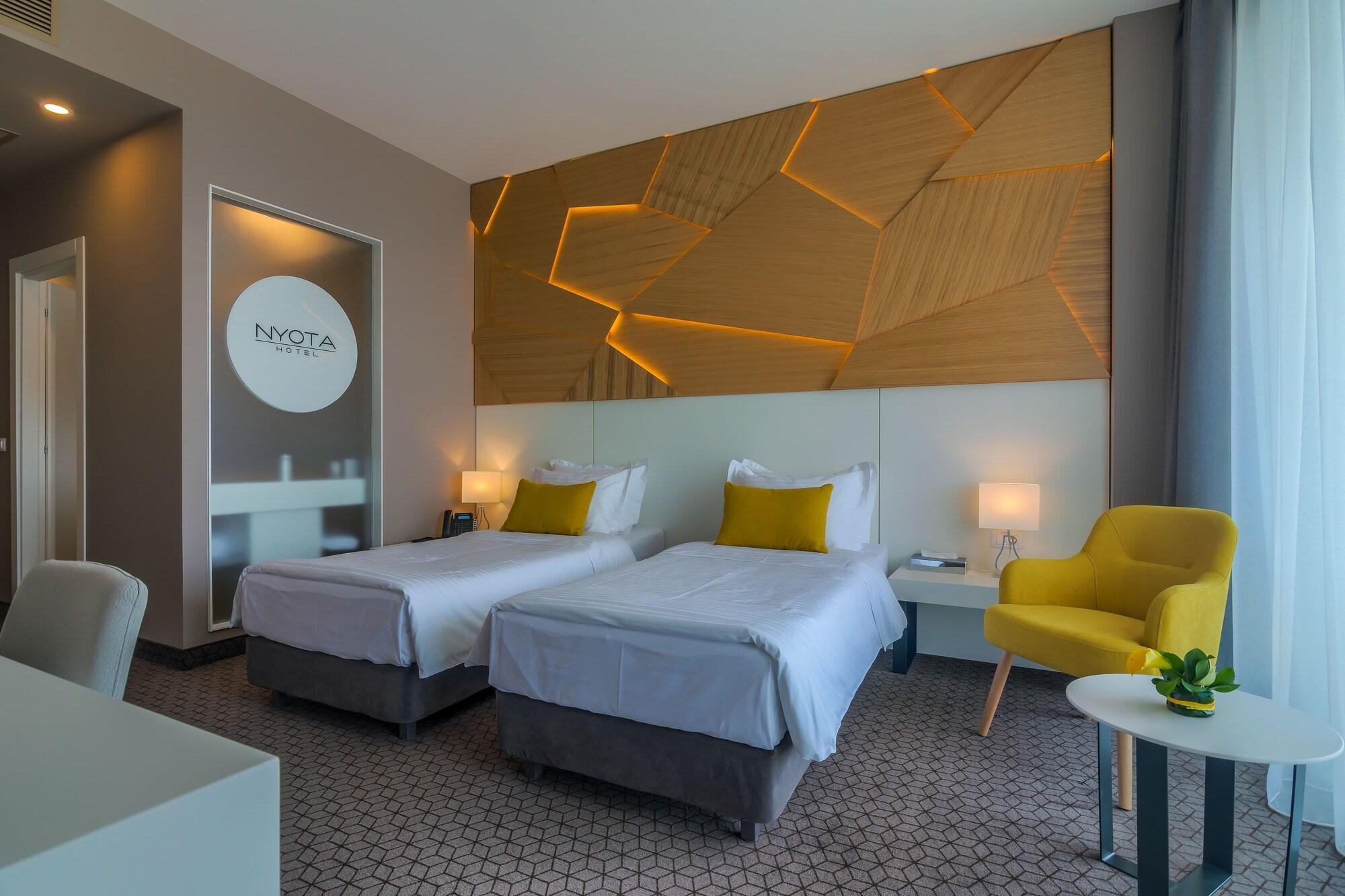 Nyota Hotel & Conference Center Мамая Экстерьер фото