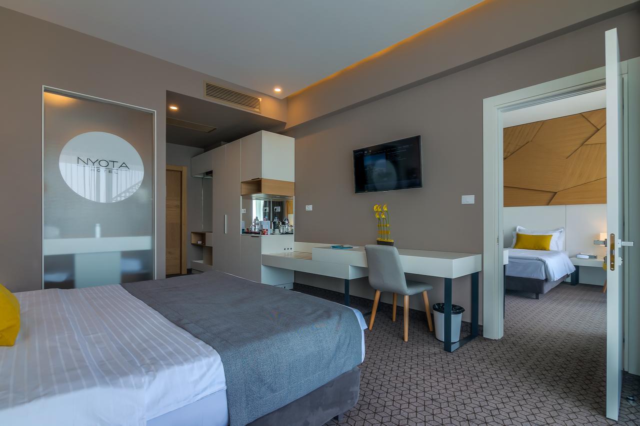 Nyota Hotel & Conference Center Мамая Экстерьер фото