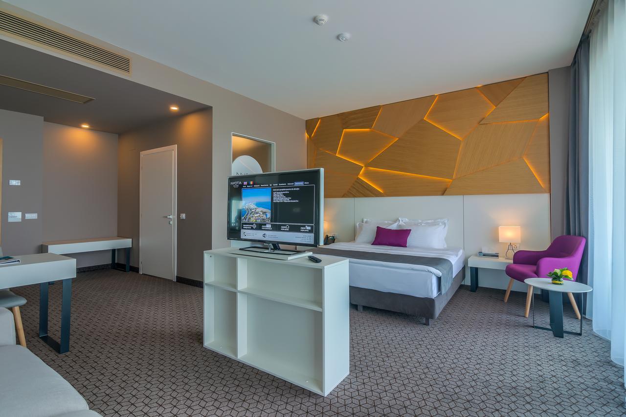 Nyota Hotel & Conference Center Мамая Экстерьер фото